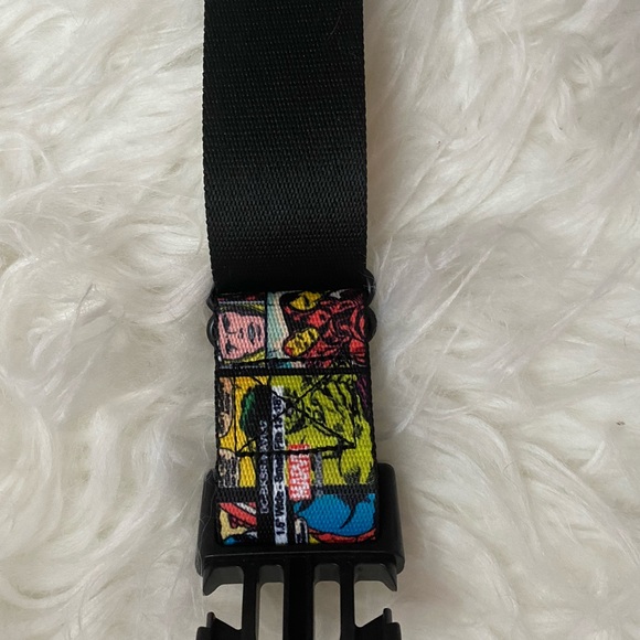 Marvel Dog Collar - Picture 5 of 6